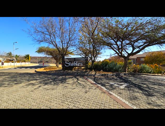 2 BEDROOM APARTMENT FOR SALE IN MOOIKLOOF RIDGE